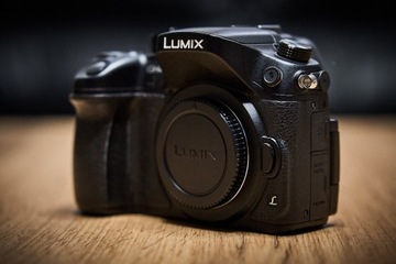 PANASONIC LUMIX GH4 - FV23% - STAN BARDZO DOBRY !