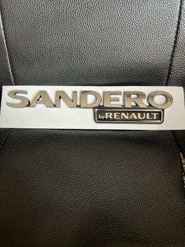 Nowy oryginalny znaczek logo emblemat Sandero