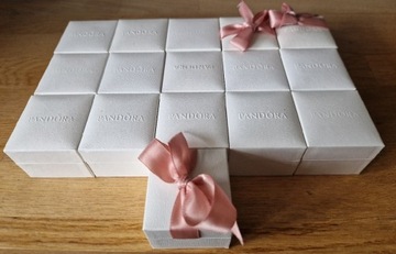Pandora pudełko 5x5x4, Po biżuterii