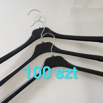 100szt Wieszaki odzieżowe na odzież plastikowe czarne bluzki koszule swetry