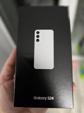 Samsung Galaxy S24 8/128 GB Czarny, z poza sieci komórkowej 