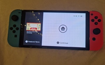 Nintendo Switch OLED komplet, 4 gry, jak nowy