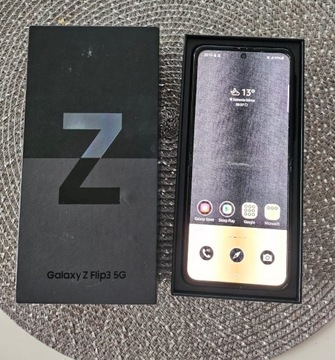 Samsung Galaxy Z Flip3