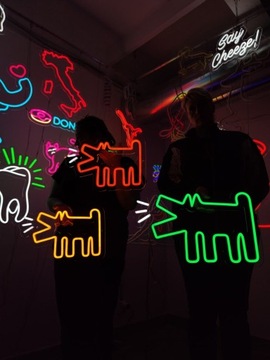 Neon Ozdoba na Ścianę - Piesek LED 