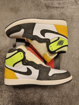 Nike Air Jordan 1 ,,Volt Gold" rozm.45