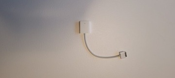 Apple 30-pin to VGA Adapter