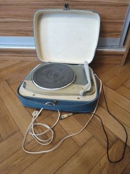 Stary gramofon walizkowy Fonica Maestro PRL