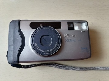 Nikon AF 400 Stary aparat fotograficzny na klisze 