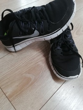 Obuwie damskie do biegania Nike Free