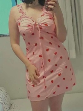 Sukienka w truskawki lolita