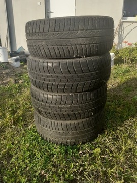 Komplet opon zimowych Michelin/Kumho