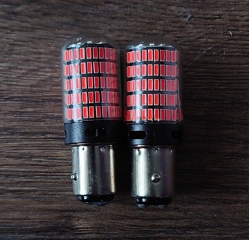 Żarówki Yobis P21/5W LED czerwone 