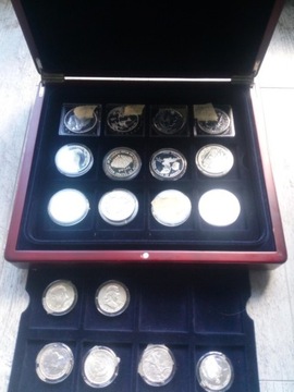 Kolekcja srebrnych monet 