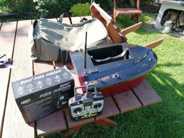 Łódka zanętowa SKARP S60 z echosondą 