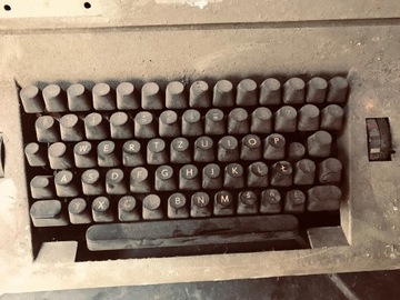maszyna do pisania ROBOTRON 