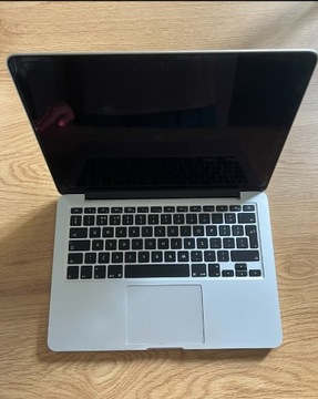 MacBook Pro (Retina, 13-inch, Early 2015) 128GB