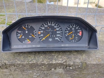 Zegary Mercedes w124