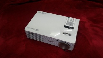 Projektor DLP Acer H5360