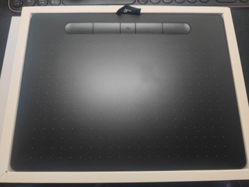 Tablet graficzny - Wacom Intuos M Bluetooth