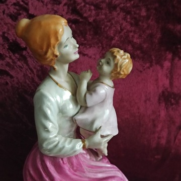 Figurka porcelanowa matka z dzieckiem Cluj Napoca vintage