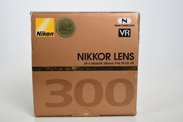 NIKKOR AF-S 300mm f/4E PF ED VR