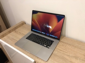 Macbook PRO 16" Intel Core i9 16 GB / 1TB SSD GB