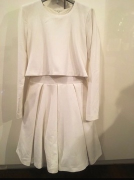 Biała sukienka rozkloszowana Bizuu r. 36