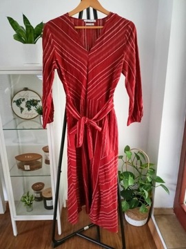 Śliczna sukienka Midi Reserved 40 L