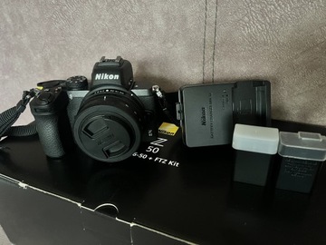 Nikon Z50 + Nikkor 16-50 f/3,5-6,3 VR + akcesoria