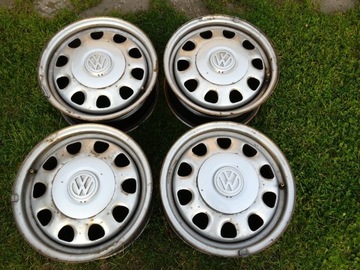 Felgi stalowe 14 z deklami do VW 4x100