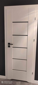 Nowe drzwi DRE prawe 90cm z ościeżnica 