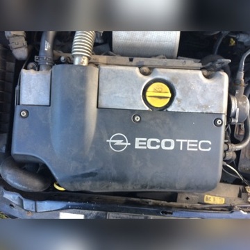 Silnik z osprzętem Opel Astra G/Zafira/Vectra B