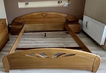 Łóżko z litego drewna + 2 szafki boczne