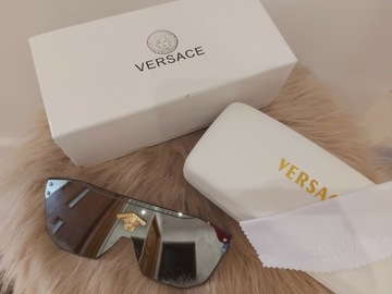Okulary przeciwsloneczne Versace logowane szybki