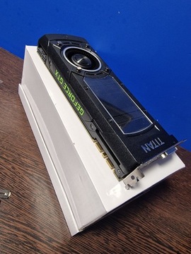Nvidia titan x pascal 12gb GDDR5X