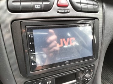 Radio JVC Mercedes W203 kamera czujniki parkow USB