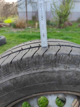 Opony zbrojone 195/70 R15 + felgi stalowe