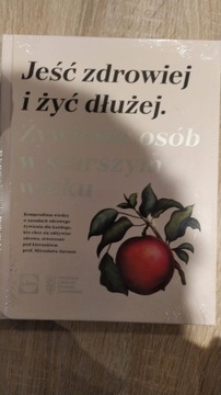 książka z lidla w folii "Jeść zdrowiej i żyć ..."