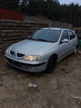 Renault Megane 1.4 16v 2002r na części 