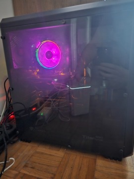 Pc, Nvidia RTX 2060, 32 Gb ram, Procesor AMD