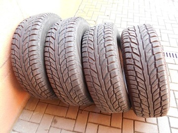 Opony Cooper  235/75  R 15