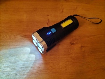 Latarka LED, ładowana, światło boczne.