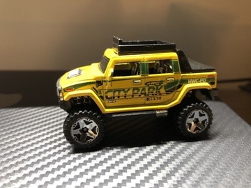 Hot Wheels Hummer H2 Yellow Park