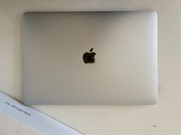 Apple MacBook Air 13' i5 8 GB 128 GB 2019 