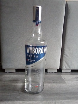 PUSTA butelka Wyborowa Vodka 1l