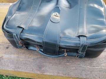 Stara skórzana walizka