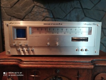 Tuner Marantz Model 2110 -oscyloskop. 