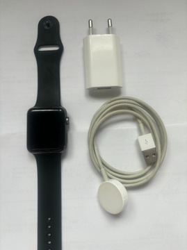 Apple Watch Series 3 / 42 mm - używany