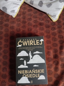 Niebiańskie Osiedle - Ryszard Ćwirlej