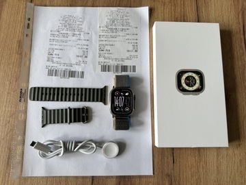 Apple Watch Ultra z oryginalnym paskiem. Jak nowy